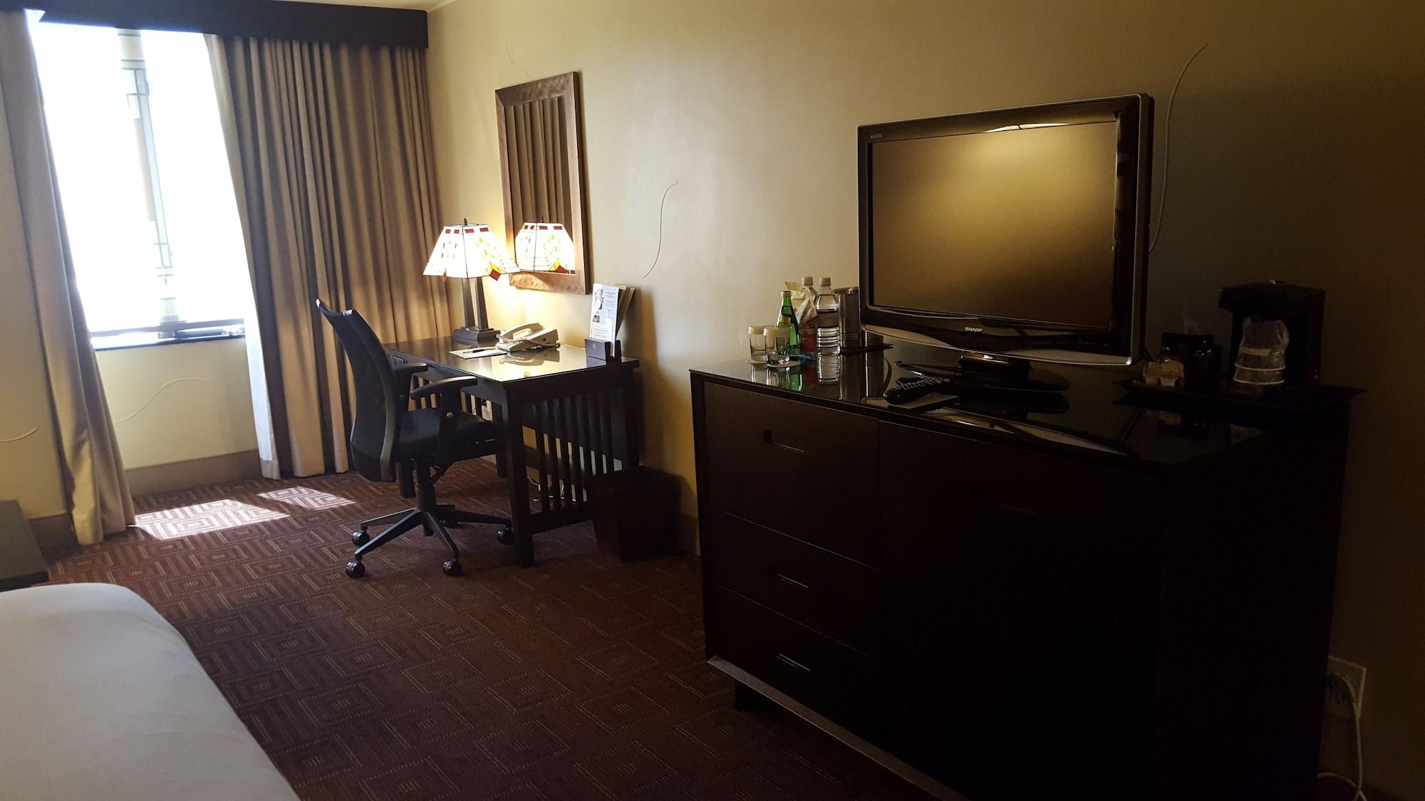 Doubletree By Hilton Phoenix- טמפה מראה חיצוני תמונה